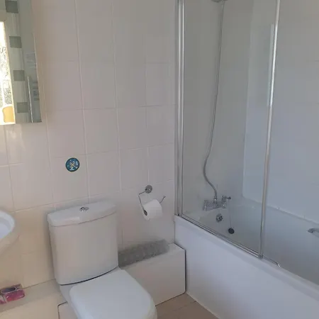 赖德尔乡村民宿 *